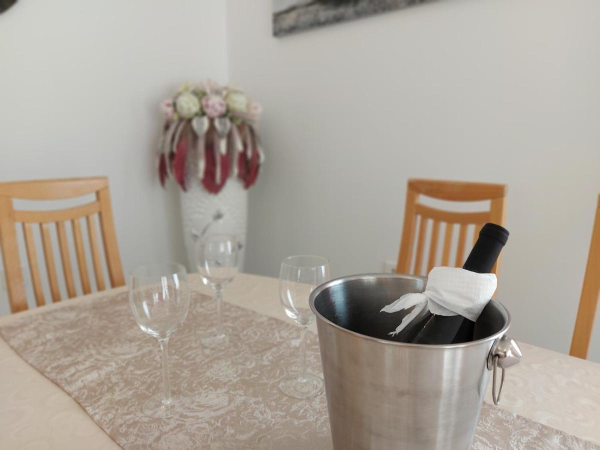 Apartments Palic Baska  Ngoại thất bức ảnh