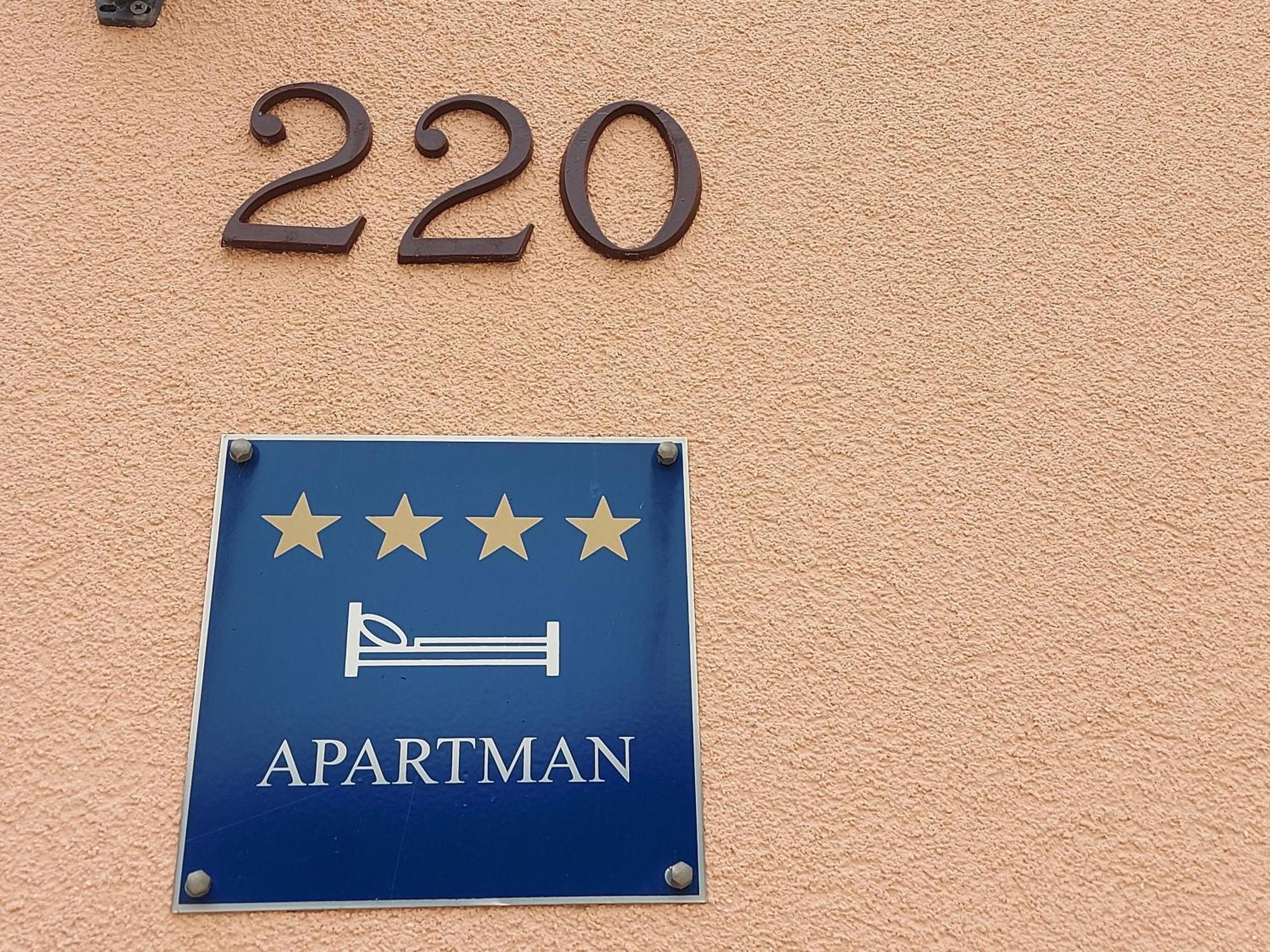 Apartments Palic Baska  Ngoại thất bức ảnh