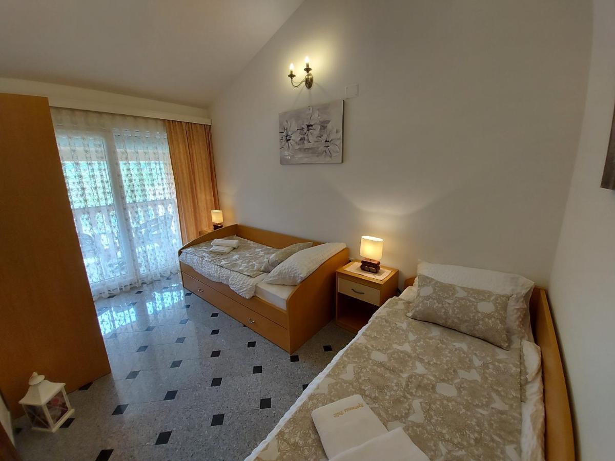 Apartments Palic Baska  Ngoại thất bức ảnh